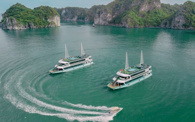 Amethyst Cruise Amethyst Cruises Around Titop Island
