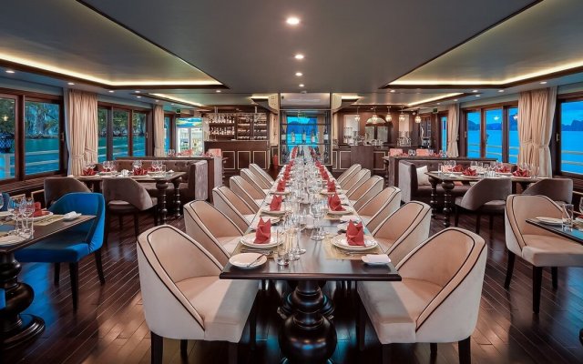Athena Luxury Cruise Restaurant