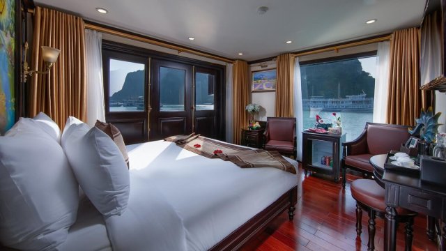Athena Royal Cruise Suite with A Glass Window Wall for Sea View