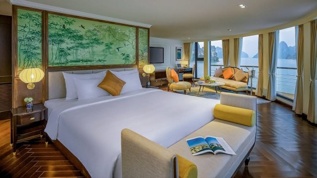 Capella Cruise Owner Suite Bedroom