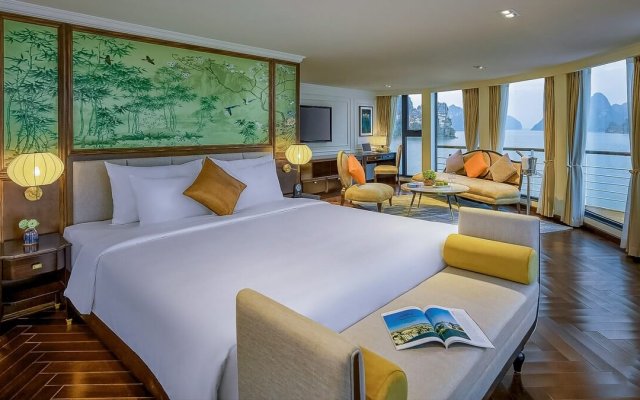 Capella Cruise Owner Suite Bedroom