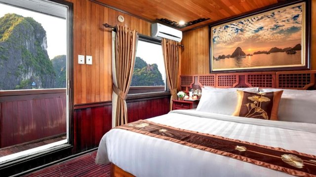 Cozy Bay Cruise Suite 1 Double Bed