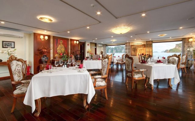 Emperor Cruise Elegant Restaurant