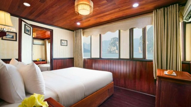Garden Bay Legend Cruise Cozy Suite with Wooden Vibes