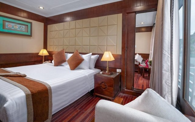 Glory Legend Cruise Cozy Suite for Honeymoon