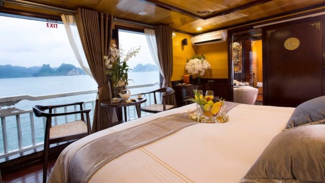 Hera Cruise Suite with Glass Window World for a Spectacular Sea View