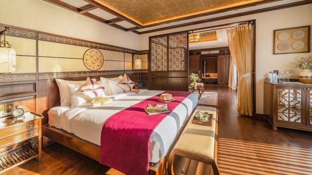Heritage Line Ylang Cruise Regency Suite Grace Orchid