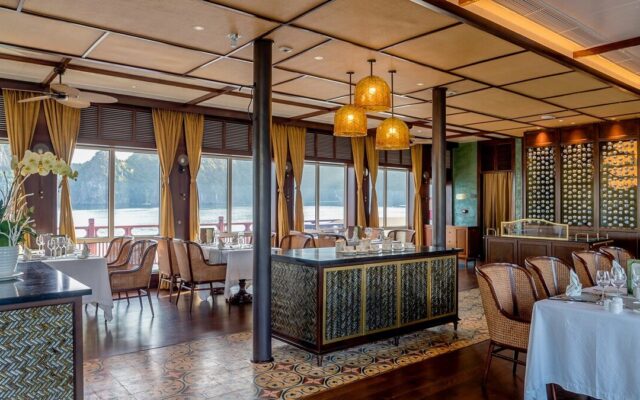 Heritage Line Ylang Cruise Restaurant