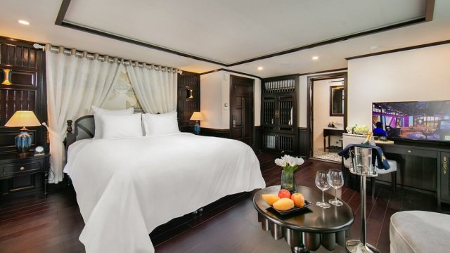 Hermes Cruise 5 Star Suite