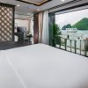 Hermes Cruise Large Bed Stunning Seaview