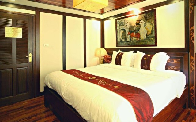 Indochina Sails Suite Cozy Room Perfect for Couple
