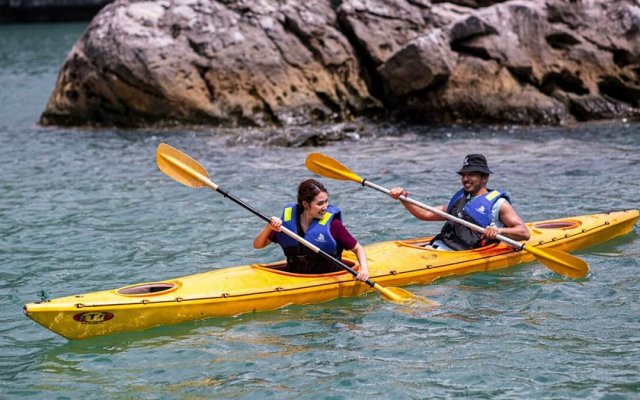 Indochine Cruise Activities Kayaking