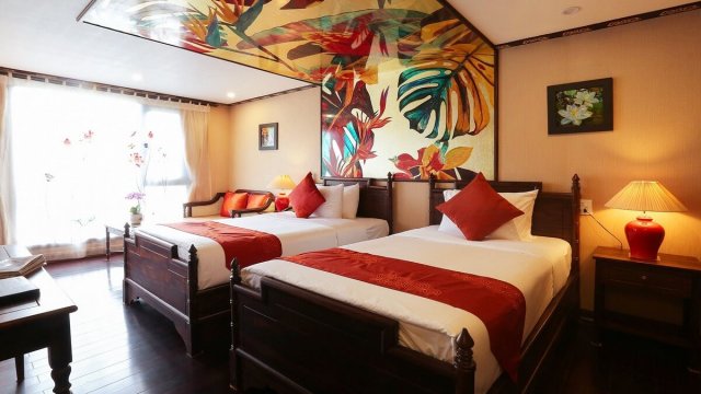 Indochine Cruise Suite with 2 Single Beds