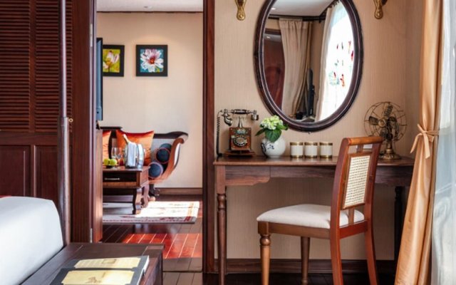 Indochine Cruise Suite Elegant Furniture