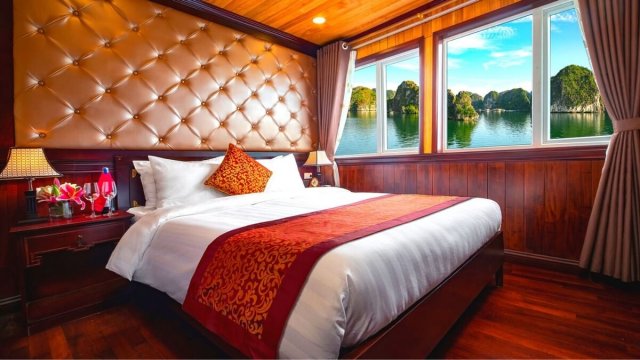 Lavender Elegance Cruise Deluxe Double Room
