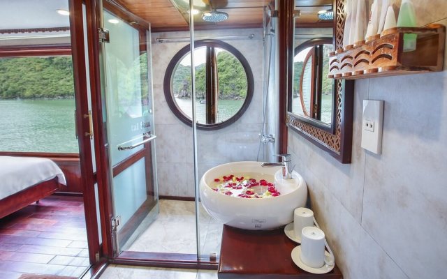 Oriental Sails Sweet Atmosphere Bathroom