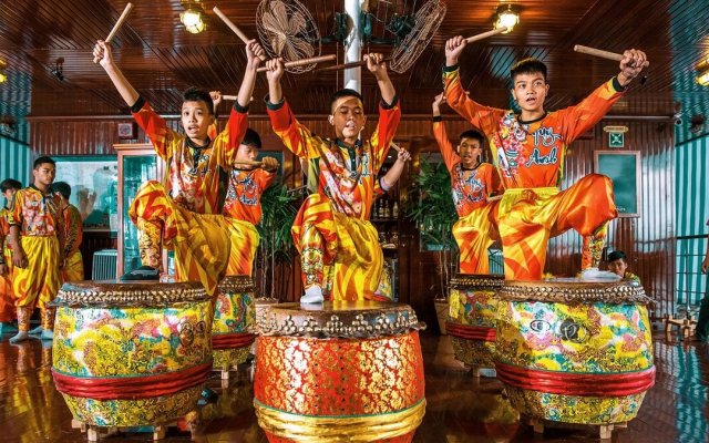 Pandaw Halong Cruise Vietnamese Traditional Drumming Performance