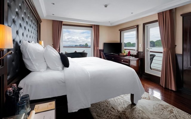 Paradise Elegance Cruise Captains View Terrace Suite