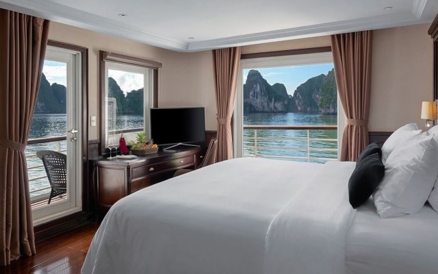 Paradise Elegance Cruise Elegance Balcony with Spacious Views