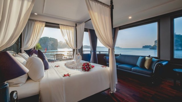Rosy Cruise VIP Terrace Suite