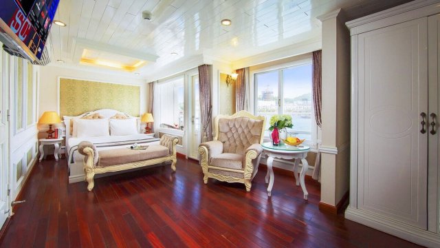 Signature Cruise Cozy Room with a Luxurious Design
