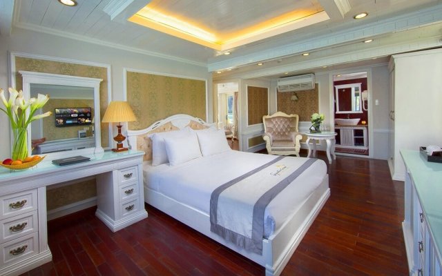 Signature Cruise Suite for Couples