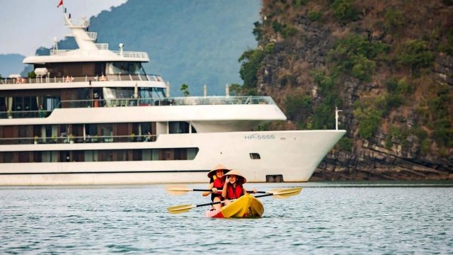 Stellar Of The Seas Cruise Kayaking to Lan Ha Bay
