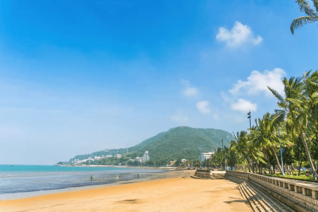 Vung Tau Tourist Attractions - Beaches 1