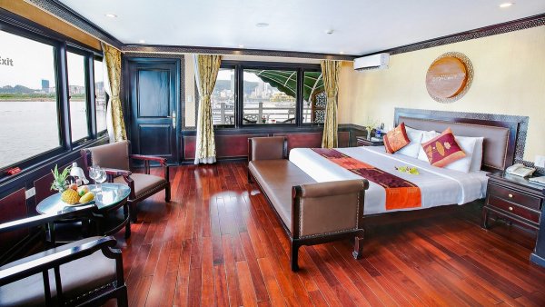 Starlight Cruise Suite Balcony
