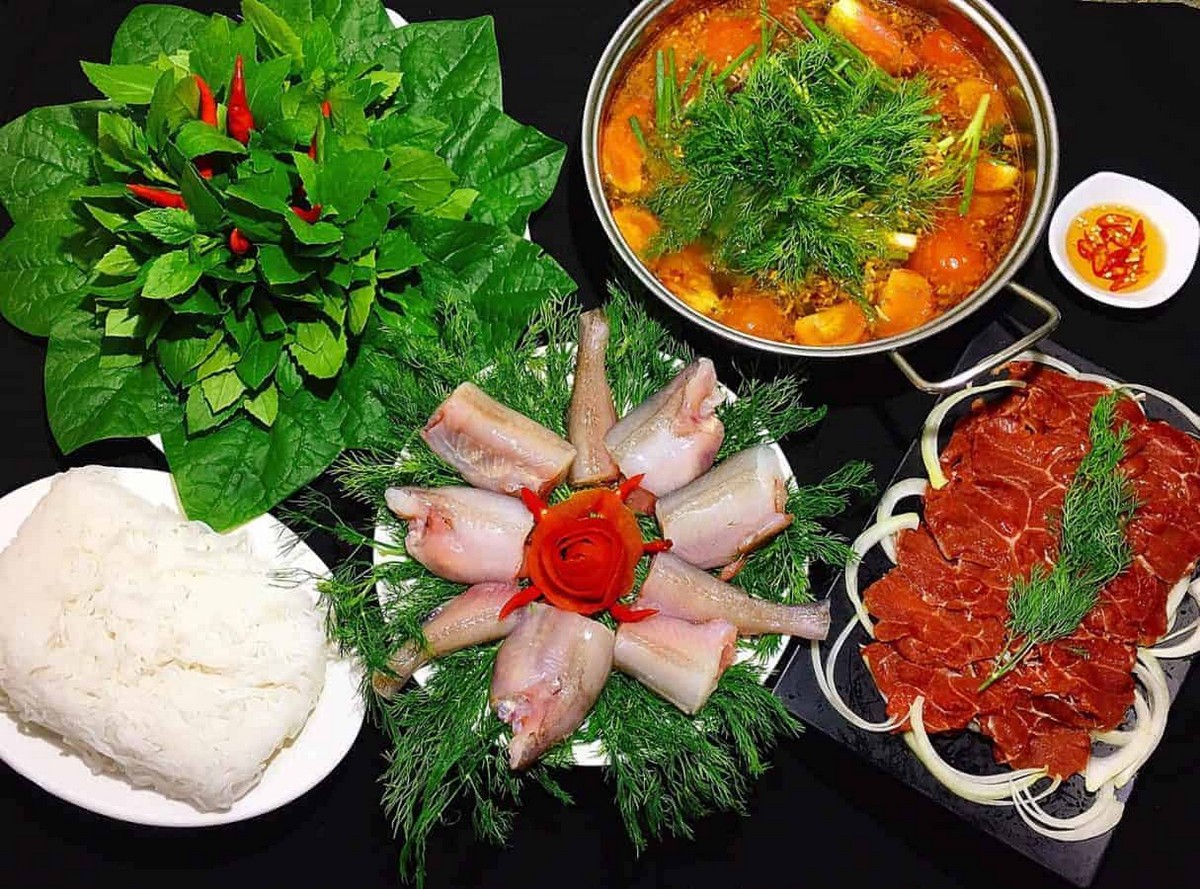 Quang Binh Cuisine: Bombay Duck Fish Hotpot (Lau Ca Khoai)