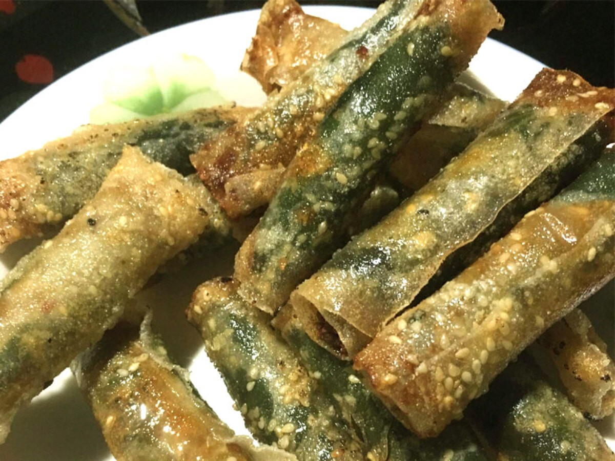 Quang Binh Cuisine: Den Bien Fried Rolls (Ram Den Bien)