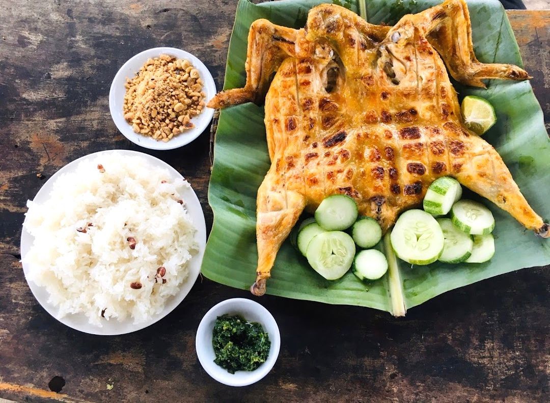 Quang Binh Cuisine: Grilled Chicken With Dipping Salts (Ga Cham Muoi Cheo)