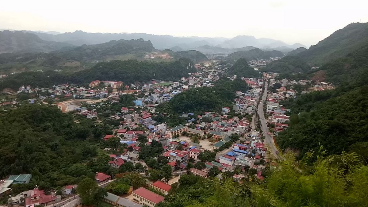 Tourist Attractions in Moc Chau: Moc Chau Town