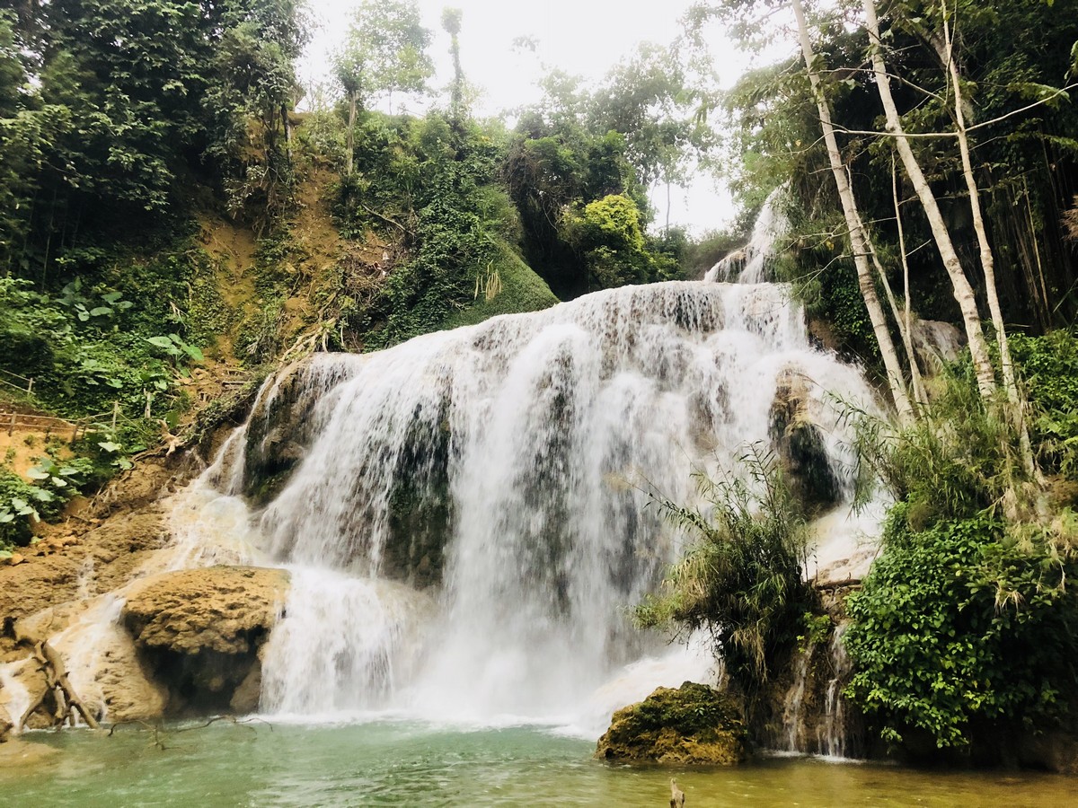 Tourist Spots in Mai Chau: Mu Waterfall