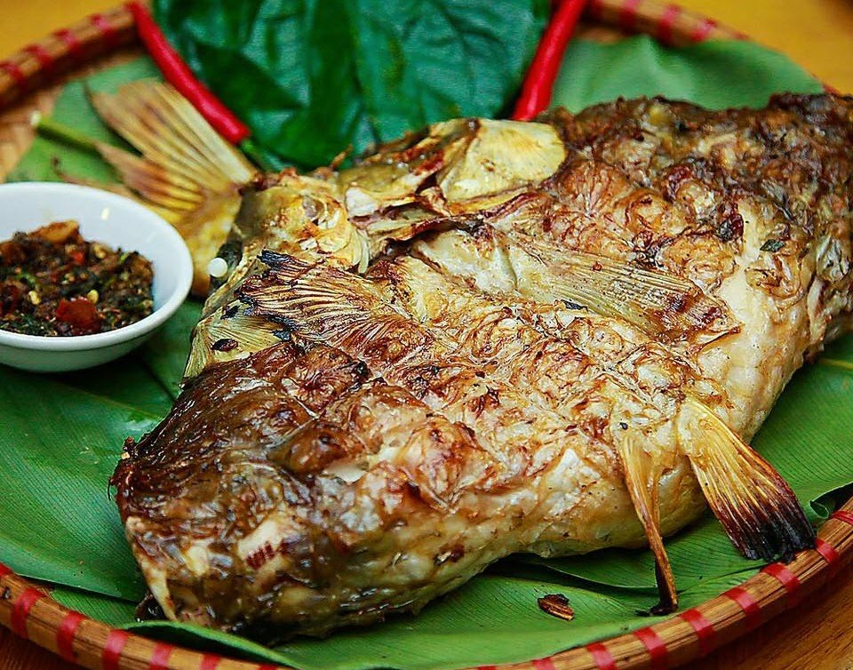 What to eat in Mai Chau: Pa Pinh Top Grilled Stream Fish