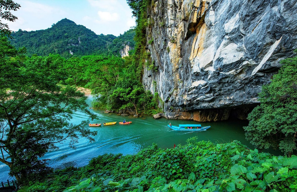 Phong Nha Ke Bang National Park in dry season