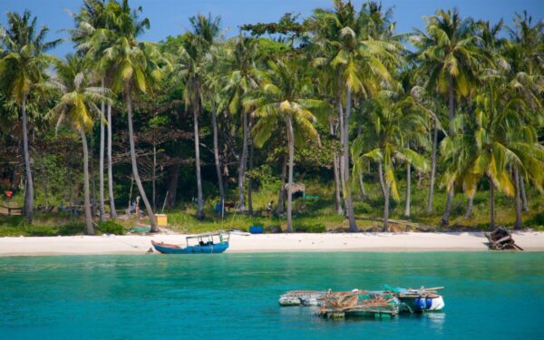 Phu Quoc Day Trip - 2 Island fishing and snorkling by a boat