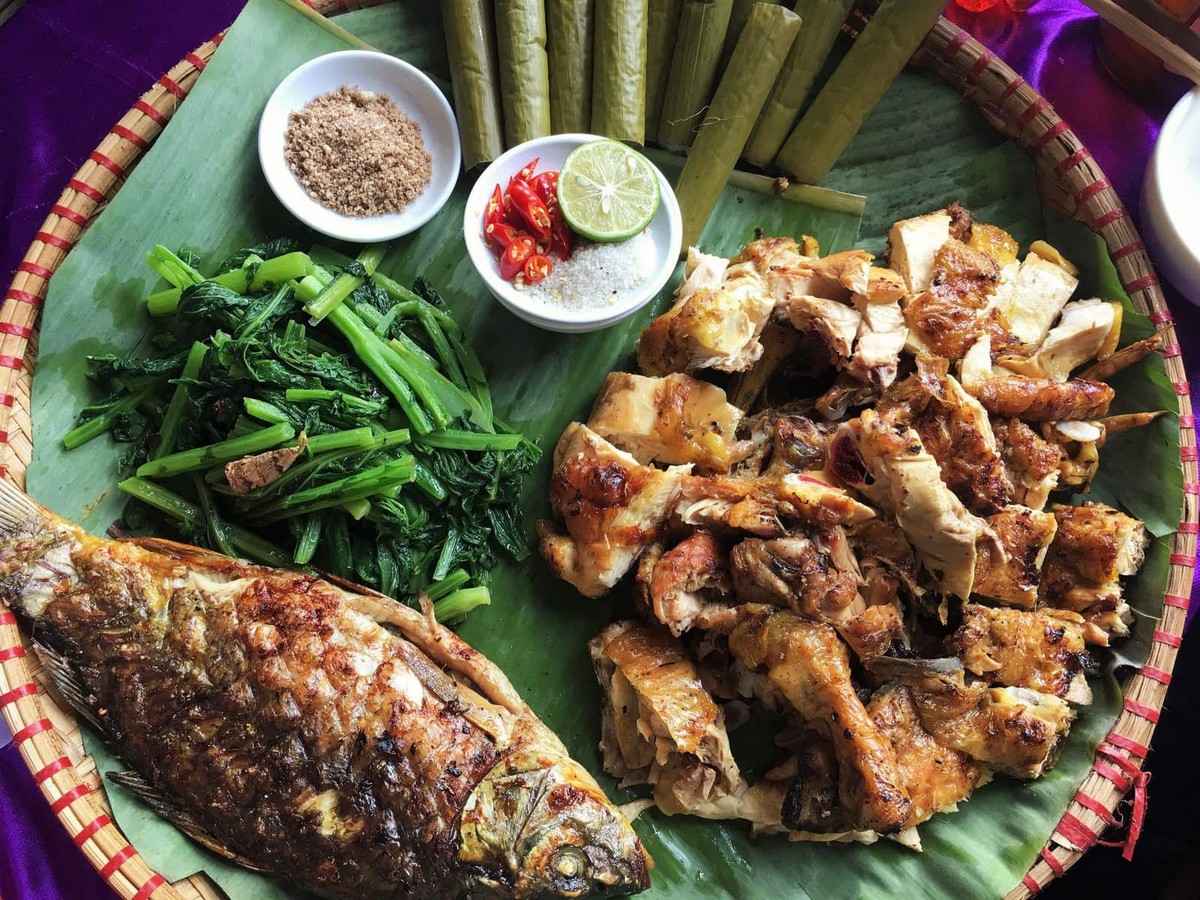 Travel to Pu Luong - Pu Luong food: Grilled Stream Fish