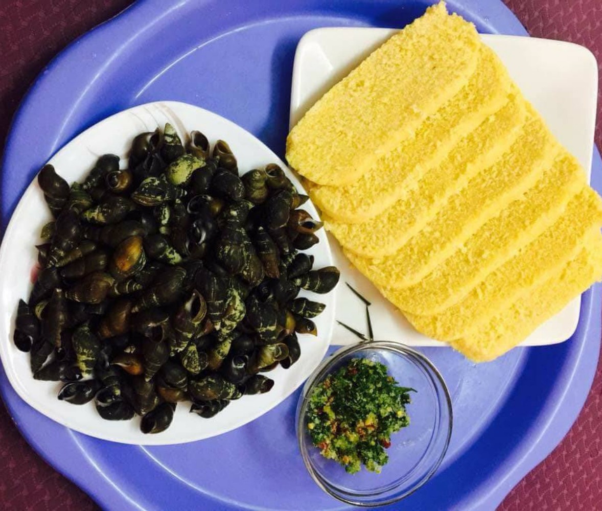 Quang Binh Cuisine: Snails With Rice (Com Boi Minh Hoa)