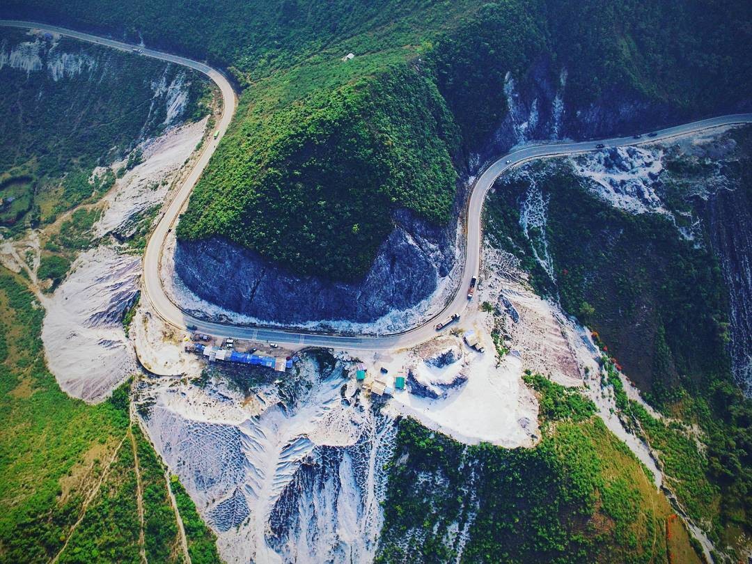 Tourist Spots in Mai Chau: Thung Khe Pass