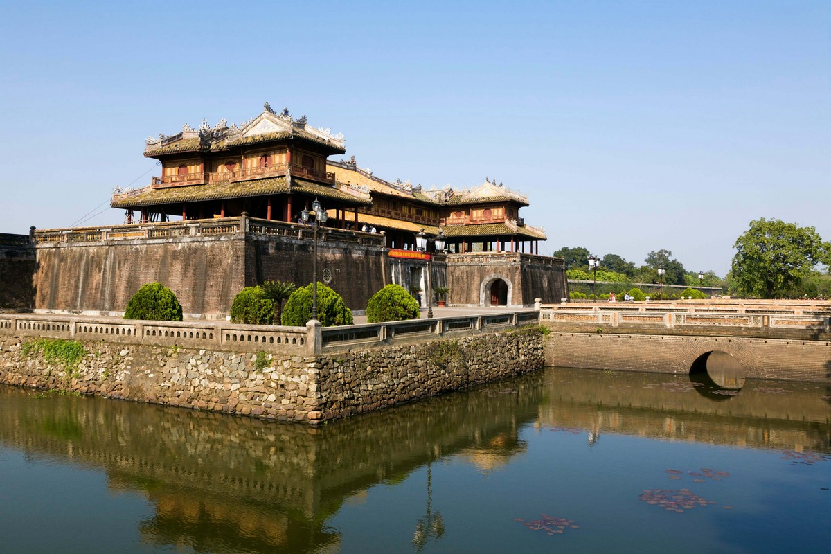 Hue Travel Guide: Must-Visit Tourist Spots - The Imperial Enclosure