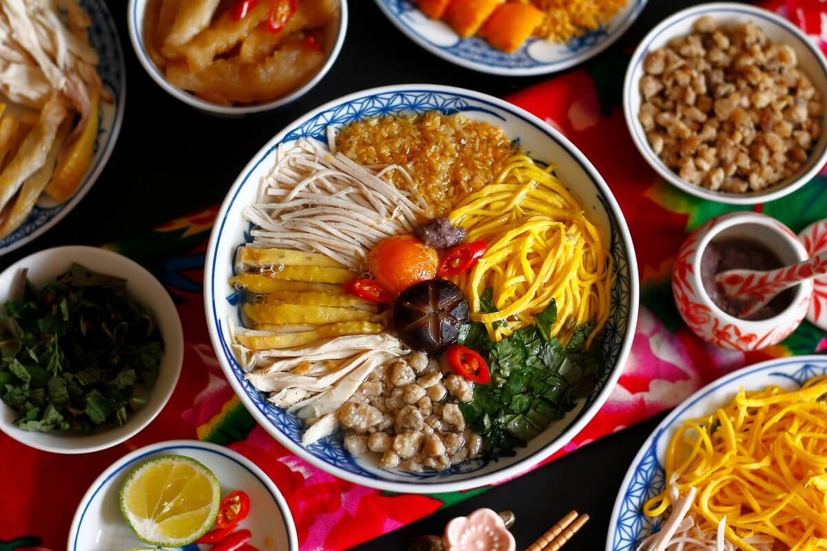 Hanoi Travel Guide: Local Food in Hanoi - Bun Thang