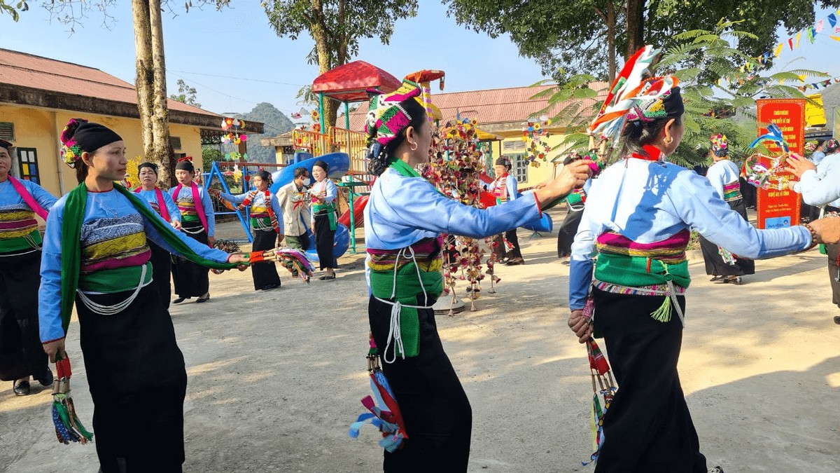 Thanh Hoa Travel Guide Best Things to Do - Immerse yourself in a cultural expedition in Thanh Hoa