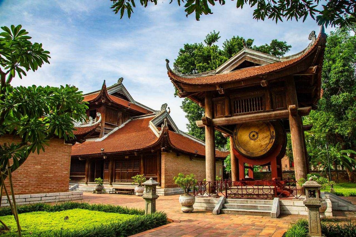 Things to Do in Hanoi - Learn about Vietnam’s Rich History and Culture at the Temple of Literature
