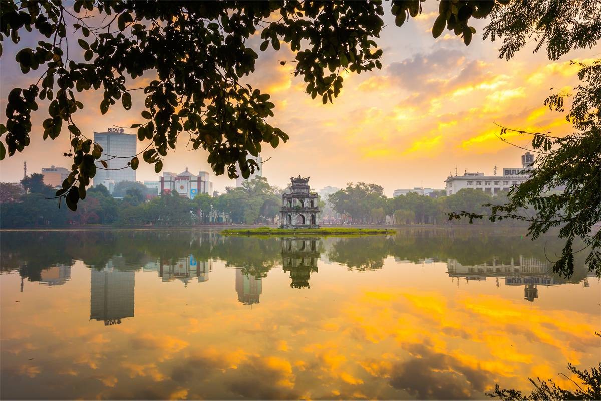 Things to Do in Hanoi - Visit the Iconic Hoan Kiem Lake