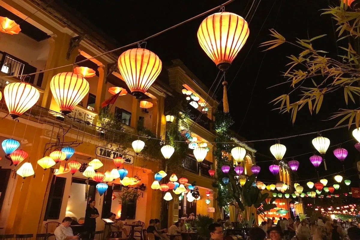 Things to Do in Hoi An - Witness the Vibrant Lantern Festival
