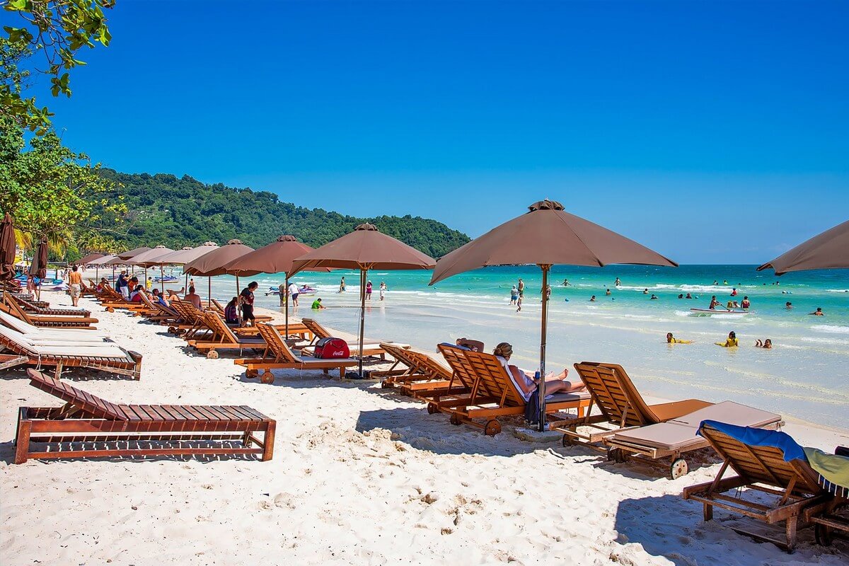 Things to Do in Phu Quoc Island - Relax on beaches