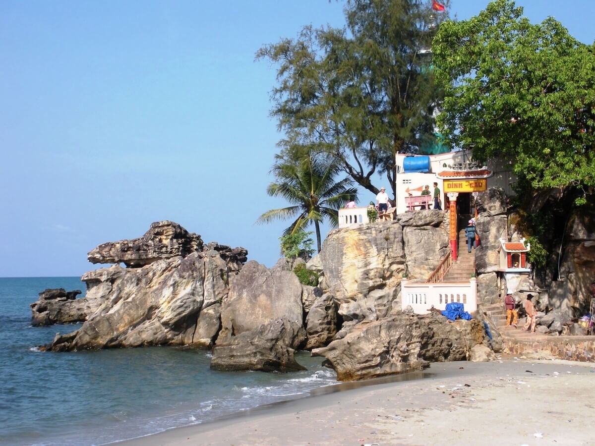 Top Tourist Attractions in Phu Quoc Island - Dinh Cau Temple