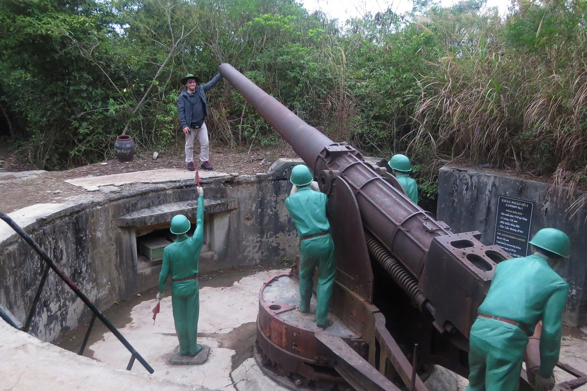 Tourist Attractions in Halong Bay - Cannon Fort (Phao Dai Than Cong)