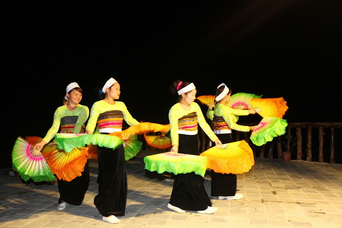 Traditional costumes of the Thai ethnic group in Mai Chau